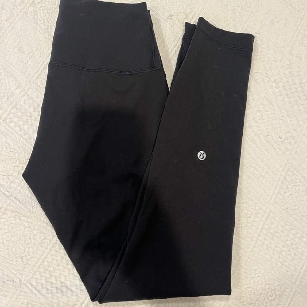 Lululemon Wunder Under 7/8 Black Leggings never worn!